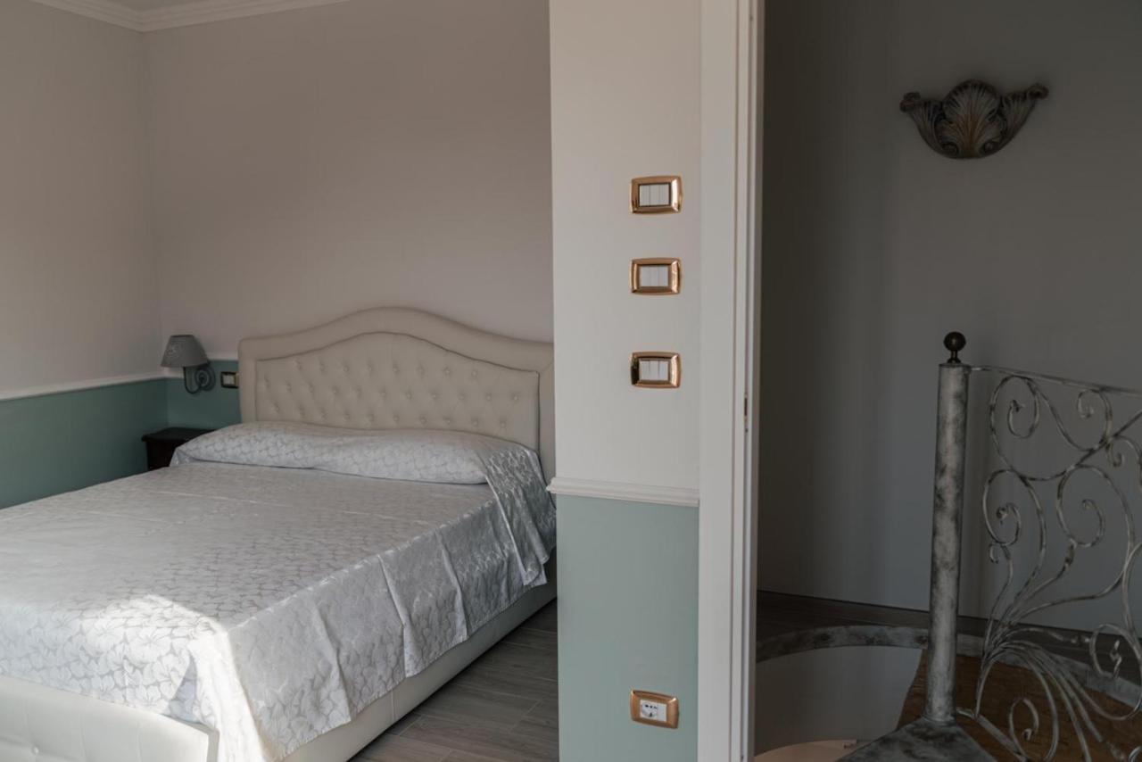 B&B Domus Aurea 20 San Giovanni Teatino Kültér fotó