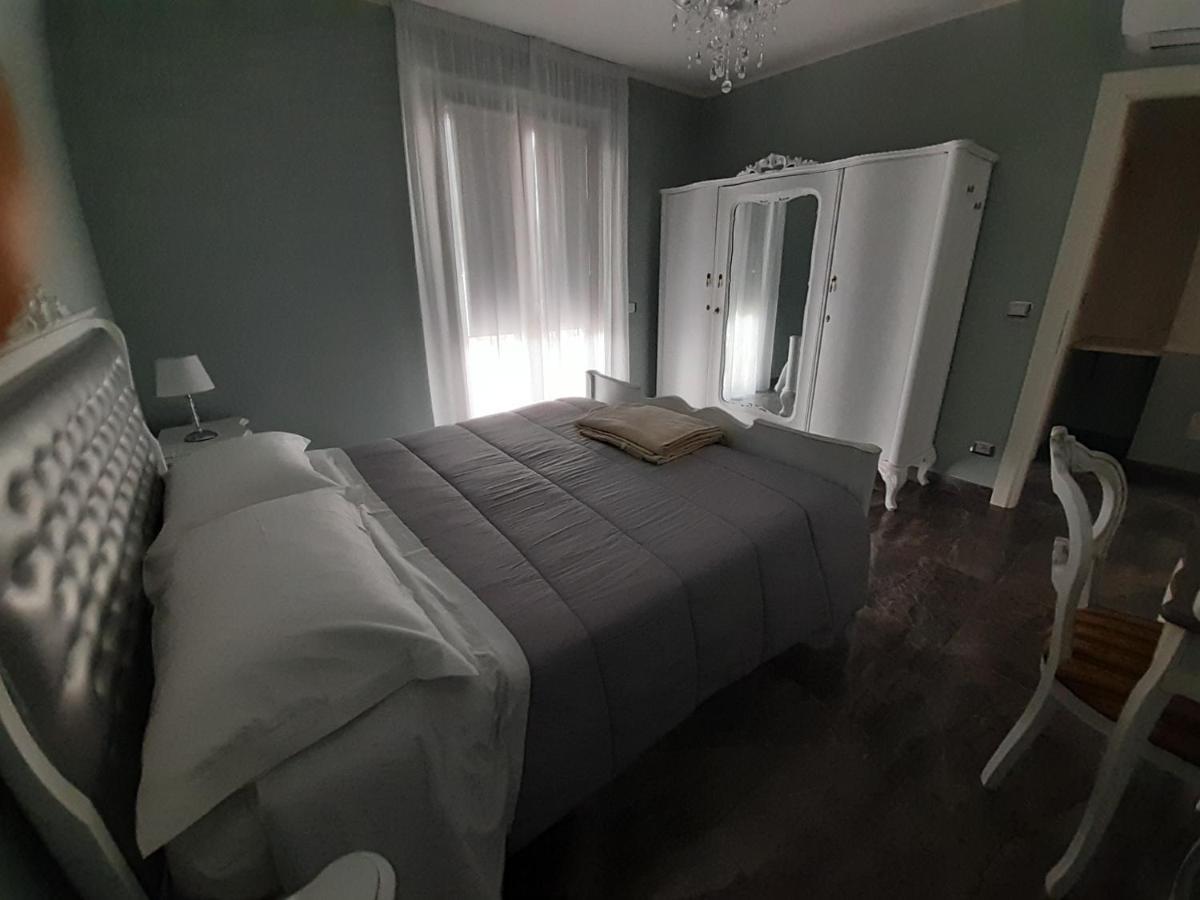 B&B Domus Aurea 20 San Giovanni Teatino Kültér fotó