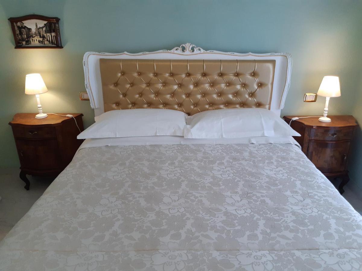 B&B Domus Aurea 20 San Giovanni Teatino Kültér fotó