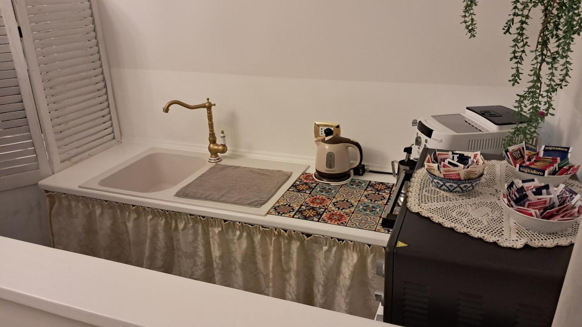 B&B Domus Aurea 20 San Giovanni Teatino Kültér fotó